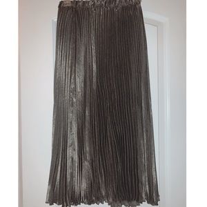 Midi Pleated Skirt